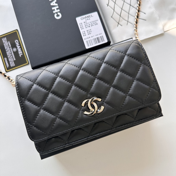 コピーシャネル激安財布背面デザイン